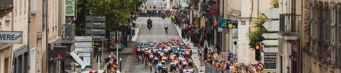 a1e1b7_3c70db65c16343e3b57032128d54f1e4~mv2